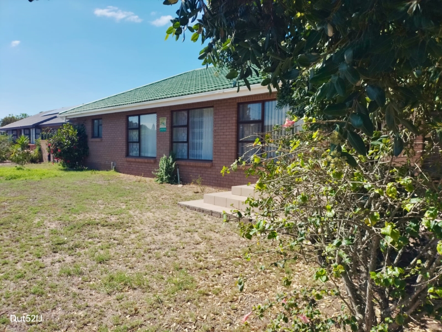 4 Bedroom Property for Sale in Fraaiuitsig Western Cape